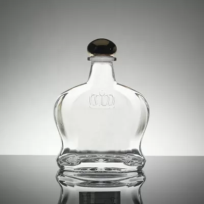 标志印刷玻璃瓶伏特加威士忌，带螺旋盖和手榴弹形状，个性化定制酒瓶